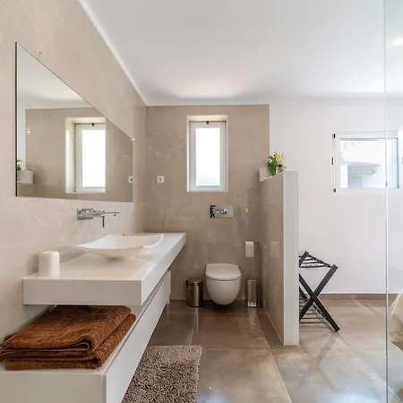 Villa Stunning 4-bedroom With Pool - Perfect For Families Albufeira