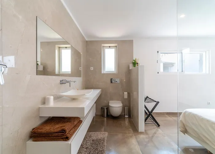 빌라 Stunning 4-bedroom With Pool - Perfect For Families 알부페이라